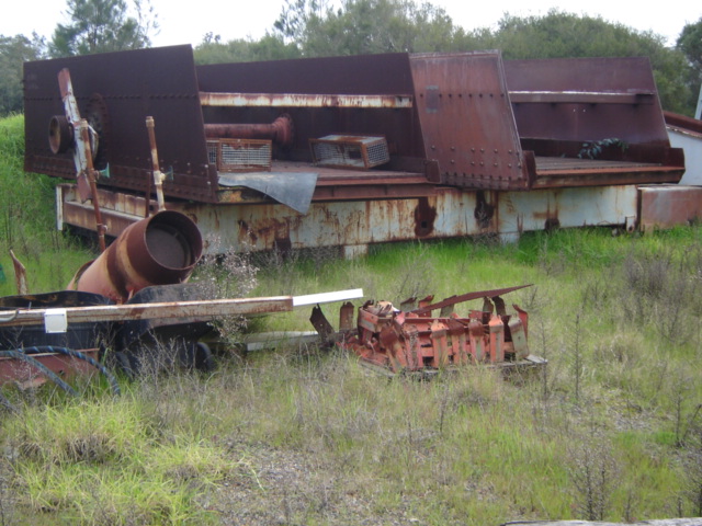 Vibrating Screen CS24