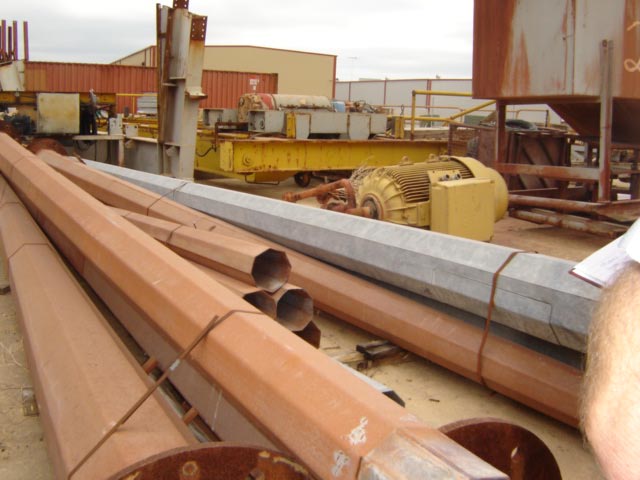 Light Poles   G39